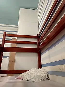 MissisMilk online show from May 6, 2026, 8:52 am