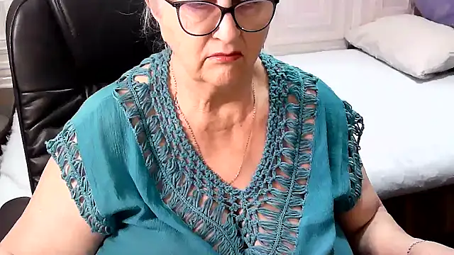 Snapshot of LolkaAlyss chatting on February 11, 2026, 7:08 pm LolkaAlyss online show from February 11, 2026, 7:08 pm