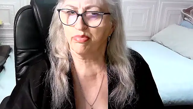 Snapshot of LolkaAlyss chatting on March 18, 2026, 8:01 pm LolkaAlyss online show from March 18, 2026, 8:01 pm