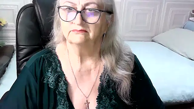 Snapshot of LolkaAlyss chatting on March 19, 2026, 9:52 pm LolkaAlyss online show from March 19, 2026, 9:52 pm