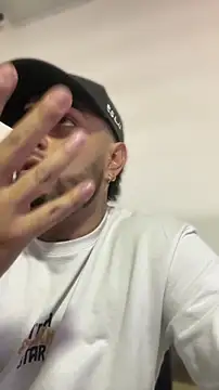 dereck fiore online show from June 25, 2026, 7:18 pm