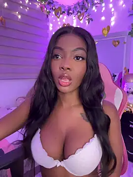 Vane Rossee online show from February 9, 2026, 11:42 pm