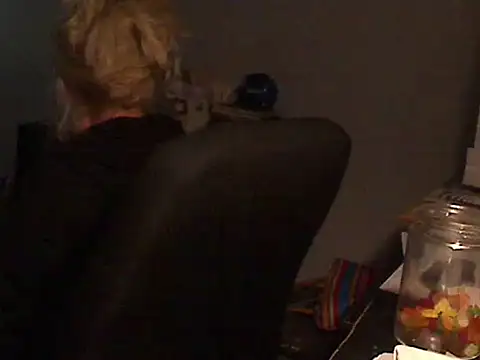 Snapshot of XTRAHORNYONE chatting on January 10, 2025, 12:38 am XTRAHORNYONE online show from January 10, 2025, 12:38 am