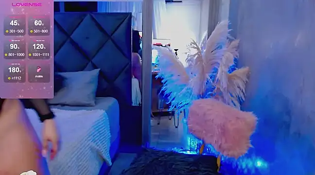 Snapshot of Angel_Monrroe chatting on January 22, 2025, 4:13 am Angel Monrroe online show from January 22, 2025, 4:13 am