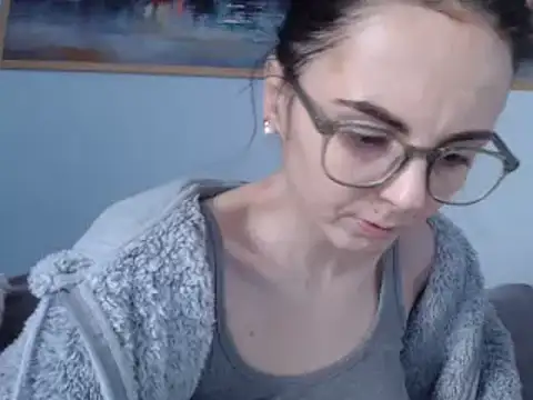 Snapshot of cleophee chatting on February 2, 2025, 8:13 am cleophee online show from February 2, 2025, 8:13 am