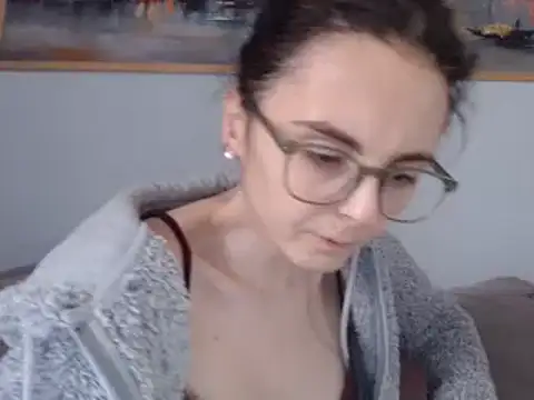 Snapshot of cleophee chatting on February 11, 2025, 1:09 pm cleophee online show from February 11, 2025, 1:09 pm
