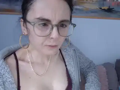 Snapshot of cleophee chatting on March 19, 2025, 6:46 am cleophee online show from March 19, 2025, 6:46 am