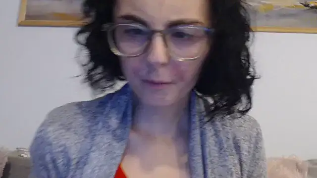 cleophee online show from November 18, 2025, 6:51 am