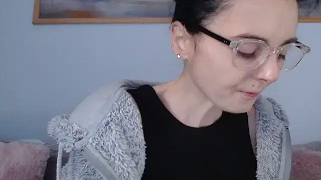 cleophee online show from April 6, 2026, 5:52 am