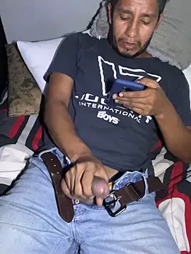 Snapshot of Darkdickhard chatting on October 29, 2025, 5:10 am Darkdickhard online show from October 29, 2025, 5:10 am