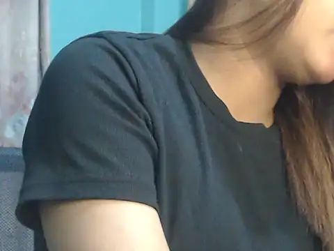 NancyRuvi online show from November 24, 2025, 4:40 pm