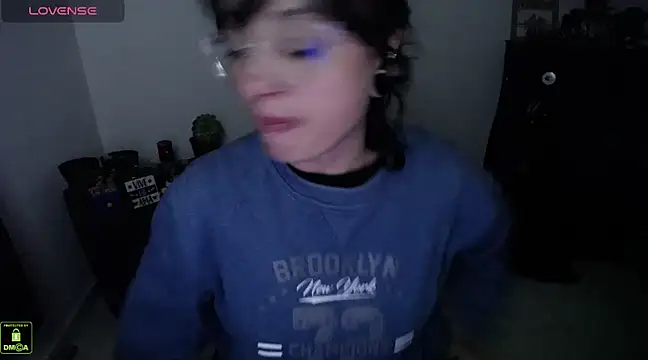 Snapshot of Alexa-Sweet69 chatting on December 19, 2024, 2:01 am Alexa-Sweet69 online show from December 19, 2024, 2:01 am