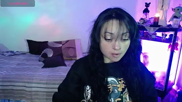 Snapshot of Alexa-Sweet69 chatting on October 2, 2025, 9:22 pm Alexa-Sweet69 online show from October 2, 2025, 9:22 pm