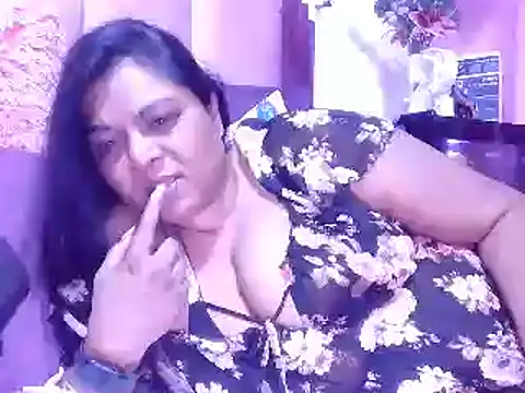 Snapshot of IndianDelia chatting on July 15, 2026, 6:02 pm IndianDelia online show from July 15, 2026, 6:02 pm
