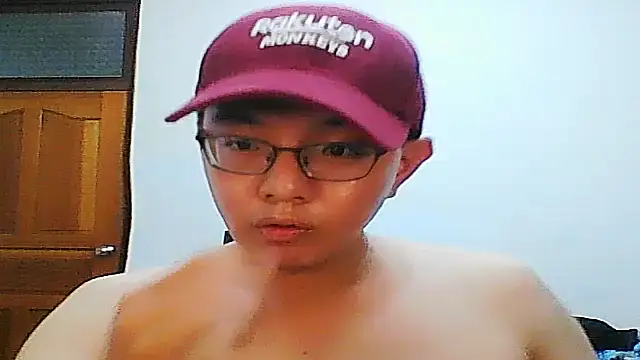 Snapshot of poter77112 chatting on April 10, 2026, 4:01 pm poter77112 online show from April 10, 2026, 4:01 pm