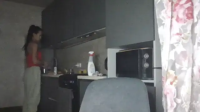 Snapshot of JulianaGold1 chatting on January 30, 2025, 8:31 pm JulianaGold1 online show from January 30, 2025, 8:31 pm