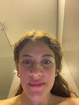 Snapshot of alana15 chatting on January 12, 2025, 9:19 pm alana15 online show from January 12, 2025, 9:19 pm