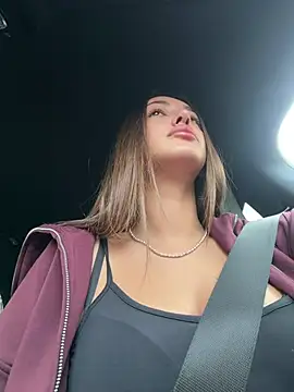 TiffanyHouston  online show from April 22, 2026, 5:10 am