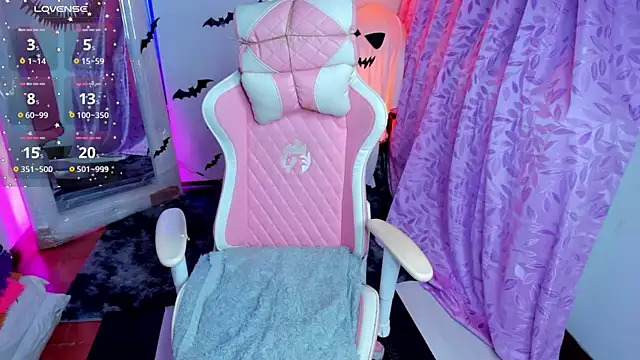 jenndy lockhart online show from October 26, 2025, 12:38 am