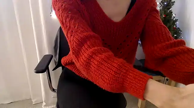 Snapshot of LadyJoanX chatting on January 5, 2025, 1:47 pm LadyJoanX online show from January 5, 2025, 1:47 pm