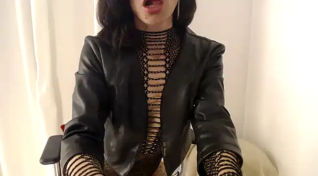 Snapshot of LadyJoanX chatting on February 28, 2025, 9:12 pm LadyJoanX online show from February 28, 2025, 9:12 pm