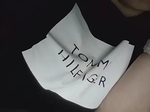 Snapshot of FallenDevil chatting on November 27, 2025, 6:54 pm FallenDevil online show from November 27, 2025, 6:54 pm