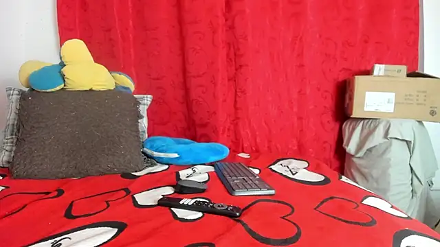 BlowMommy  online show from October 25, 2025, 10:12 am