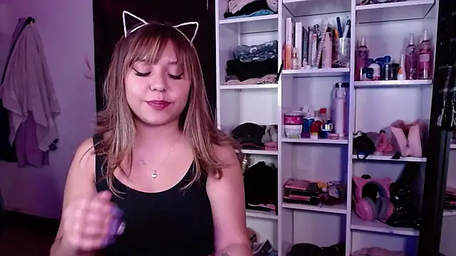 lil daisy7 online show from December 12, 2024, 7:30 am