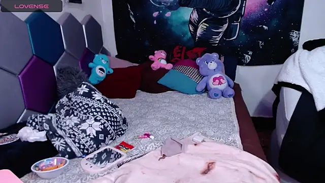 Snapshot of lil_daisy7 chatting on January 8, 2025, 4:55 am lil daisy7 online show from January 8, 2025, 4:55 am