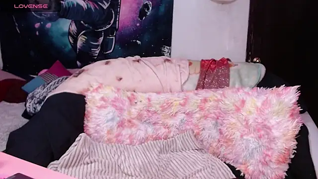 Snapshot of lil_daisy7 chatting on January 10, 2025, 2:57 am lil daisy7 online show from January 10, 2025, 2:57 am