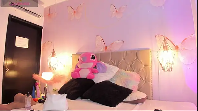 Vivi prinncess online show from March 28, 2026, 12:10 am