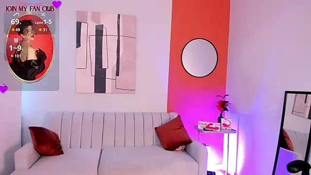 GraceElizabeth  online show from September 24, 2025, 8:45 pm