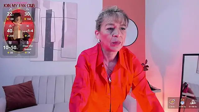 GraceElizabeth  online show from May 3, 2026, 8:48 pm