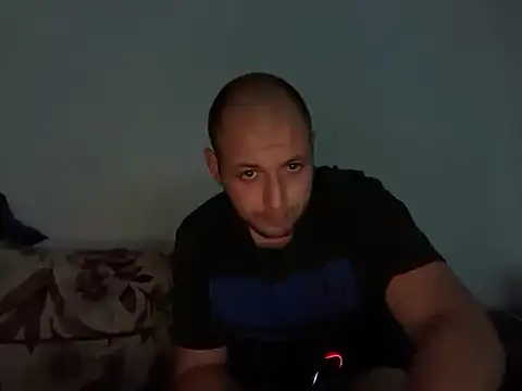 Flakka95 online show from December 18, 2025, 4:13 pm