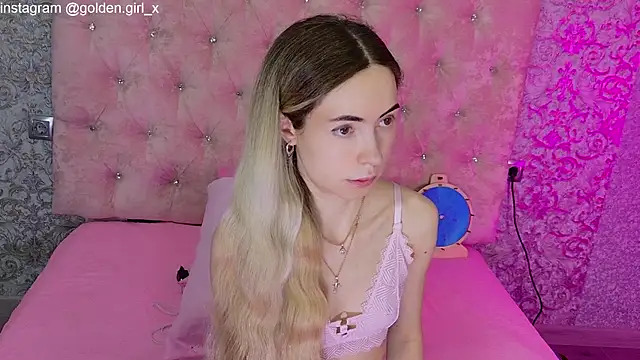 Akilla Queen online show from March 20, 2026, 1:54 am