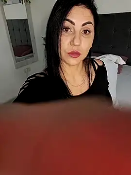 Snapshot of charrlote_love chatting on January 19, 2026, 3:05 pm charrlote love online show from January 19, 2026, 3:05 pm