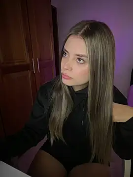 Miss valeriaa online show from March 5, 2025, 10:32 pm