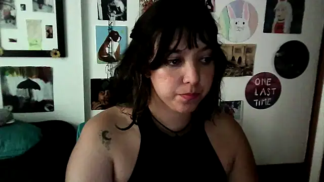 Snapshot of soynanabela28 chatting on March 17, 2025, 10:17 pm soynanabela28 online show from March 17, 2025, 10:17 pm