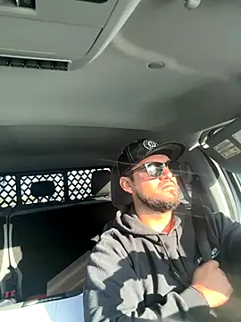 Snapshot of Ozzy420_ chatting on December 1, 2025, 4:45 pm Ozzy420 online show from December 1, 2025, 4:45 pm