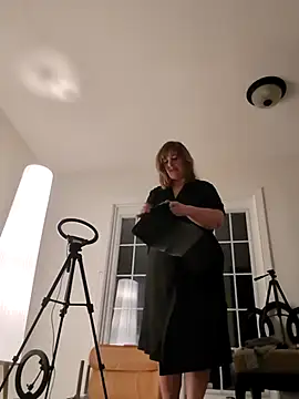 Canadian BBW online show from December 21, 2025, 2:35 pm