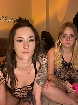 joanaelaa online show from December 15, 2024, 6:26 pm