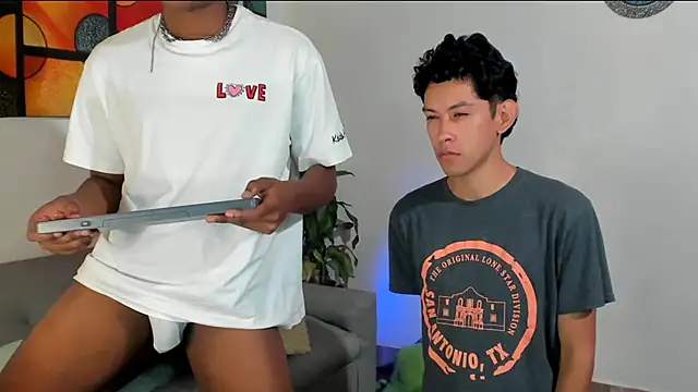 Snapshot of CrissBrownxxx chatting on September 13, 2025, 1:16 am CrissBrownxxx online show from September 13, 2025, 1:16 am