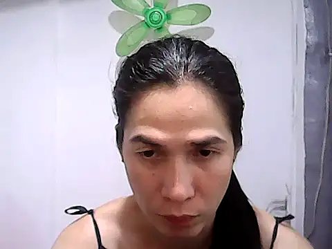 BigDickTrans online show from May 22, 2026, 1:50 pm