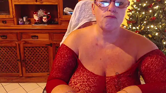 MISS LINDAH online show from December 3, 2025, 6:21 am