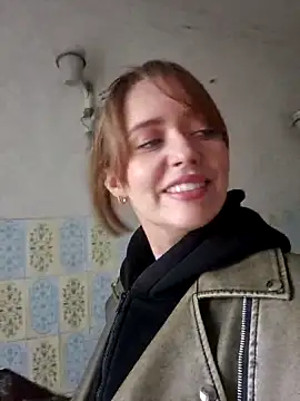 PrettieKate online show from April 8, 2026, 11:54 am