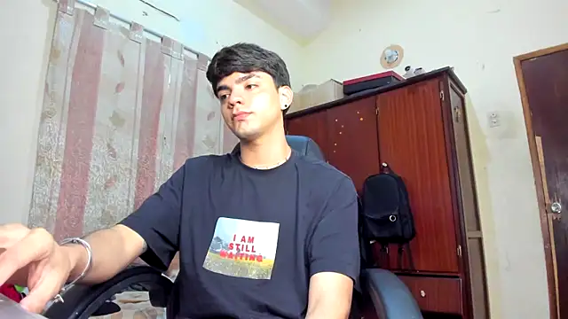 dylancrugerx online show from December 30, 2024, 9:08 pm