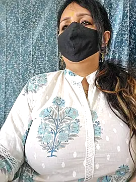 cute-tanvi online show from March 12, 2025, 7:46 am