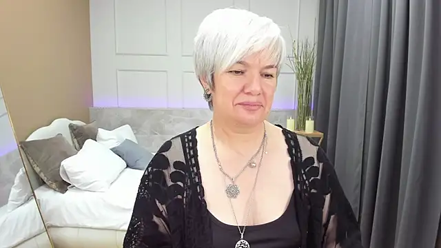 Snapshot of CarmenSoft chatting on December 22, 2024, 2:49 am CarmenSoft online show from December 22, 2024, 2:49 am