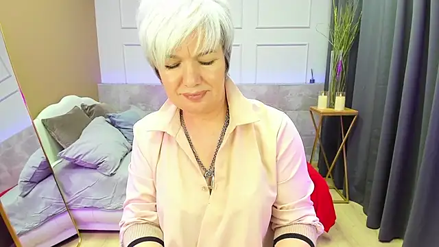 Snapshot of CarmenSoft chatting on January 6, 2025, 11:31 pm CarmenSoft online show from January 6, 2025, 11:31 pm