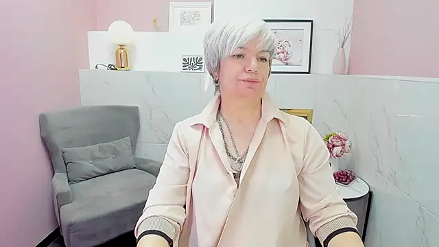 Snapshot of CarmenSoft chatting on January 8, 2025, 5:48 am CarmenSoft online show from January 8, 2025, 5:48 am